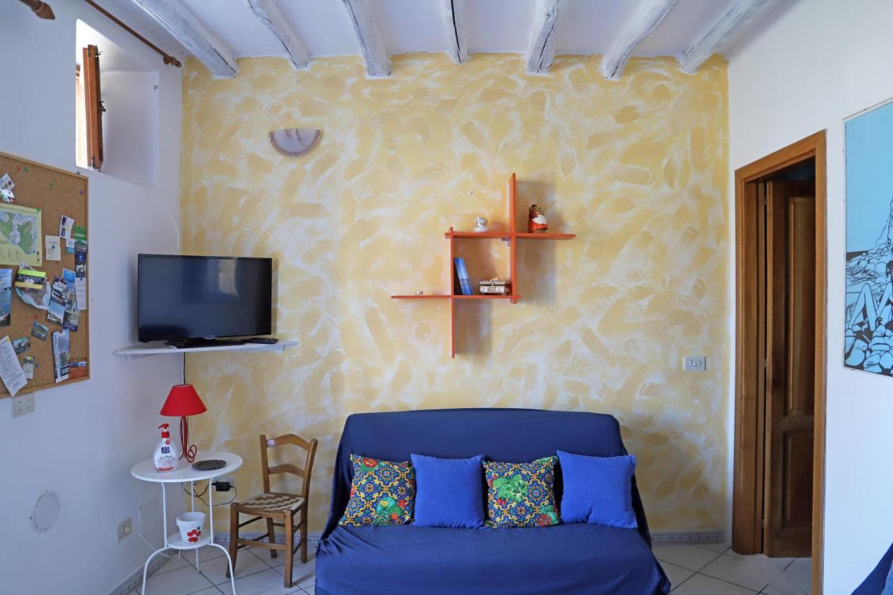 Casa Vacanze Lorenzo Vila Malfa  Exterior foto