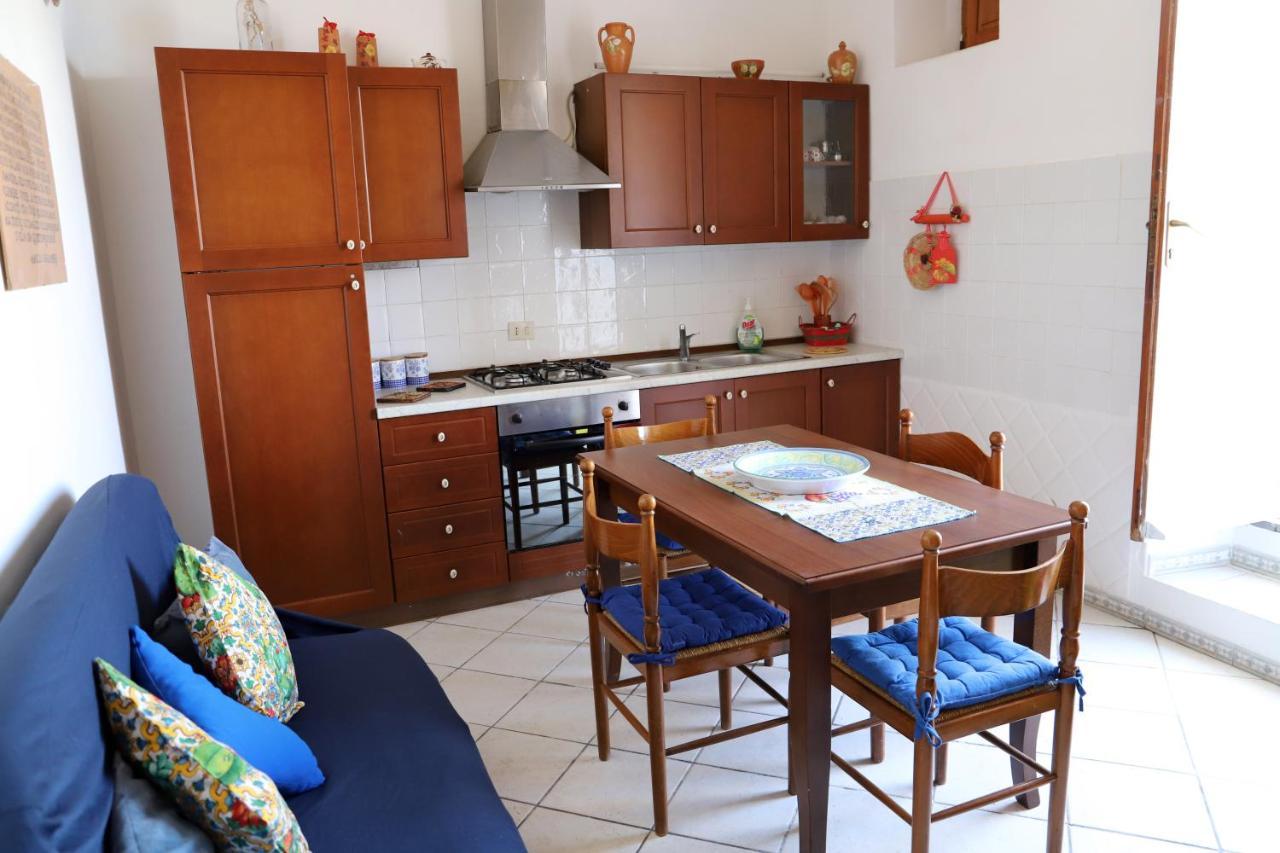 Casa Vacanze Lorenzo Vila Malfa  Exterior foto